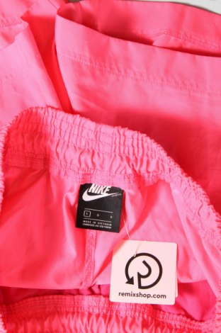 Dámské kraťasy  Nike, Velikost L, Barva Růžová, Cena  619,00 Kč