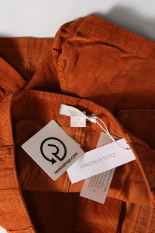Дамски къс панталон Outerknown, Размер S, Цвят Кафяв, Цена 58,40 лв.