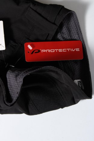 Γυναικείο κοντό παντελόνι Protective, Μέγεθος L, Χρώμα Μαύρο, Τιμή 22,46 €