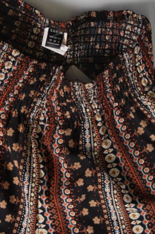 Дамски къс панталон SHEIN, Размер XS, Цвят Многоцветен, Цена 19,55 лв.