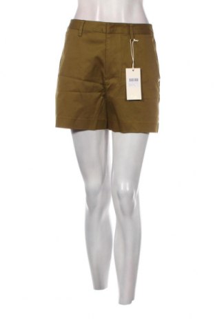 Pantaloni scurți de femei Maison Scotch, Mărime S, Culoare Verde, Preț 153,68 Lei