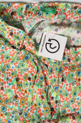 Damen Shorts United Colors Of Benetton, Größe XS, Farbe Mehrfarbig, Preis 8,35 €