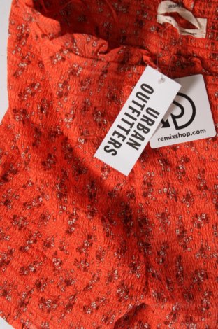 Γυναικείο κοντό παντελόνι Urban Outfitters, Μέγεθος XS, Χρώμα Κόκκινο, Τιμή 5,95 €