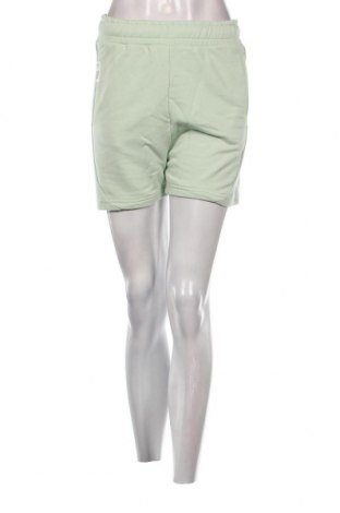 Дамски къс панталон Viral Vibes, Размер S, Цвят Зелен, Цена 42,35 лв.