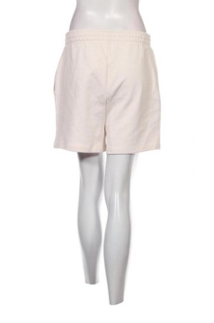 Дамски къс панталон Viral Vibes, Размер L, Цвят Екрю, Цена 14,63 лв.