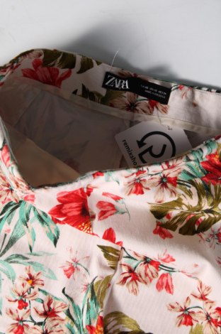Дамски къс панталон Zara, Размер XS, Цвят Многоцветен, Цена 20,00 лв.