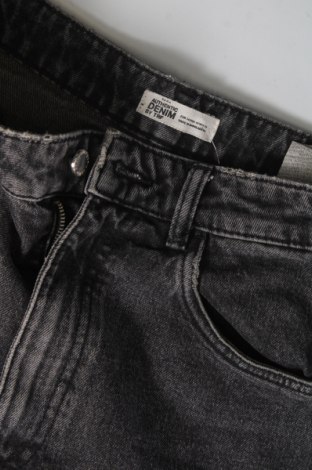 Pantaloni scurți de femei Zara Knitwear, Mărime XS, Culoare Negru, Preț 51,00 Lei