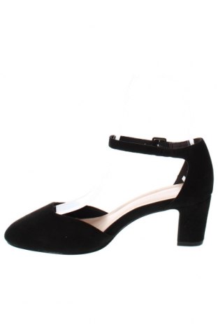 Dámské boty  Tamaris, Velikost 39, Barva Černá, Cena  765,00 Kč