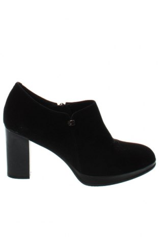 Дамски обувки Wittchen, Размер 37, Цвят Черен, Цена 44,89 лв.