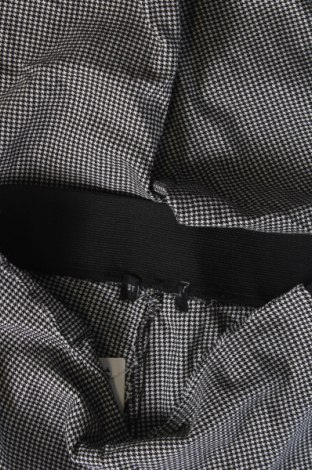 Дамски панталон, Размер S, Цвят Многоцветен, Цена 4,35 лв.