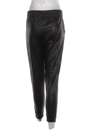 Дамски панталон Bershka, Размер M, Цвят Черен, Цена 9,28 лв.