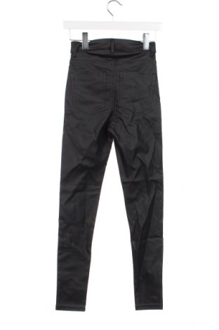 Дамски панталон Bershka, Размер XS, Цвят Черен, Цена 28,08 лв.