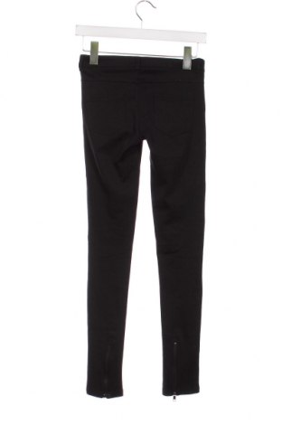 Γυναικείο παντελόνι Bershka, Μέγεθος S, Χρώμα Μαύρο, Τιμή 5,02 €