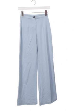 Γυναικείο παντελόνι Bershka, Μέγεθος XXS, Χρώμα Μπλέ, Τιμή 17,94 €