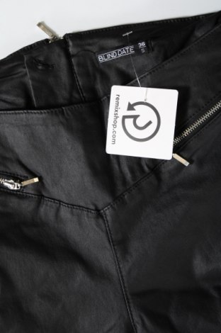 Γυναικείο παντελόνι Blind Date, Μέγεθος S, Χρώμα Μαύρο, Τιμή 3,77 €
