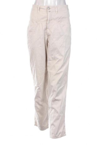 Дамски панталон Closed, Размер M, Цвят Бежов, Цена 157,04 лв.