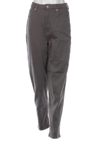 Дамски панталон H&M Divided, Размер S, Цвят Сив, Цена 29,00 лв.