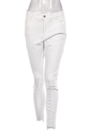 Дамски панталон H&M Divided, Размер XL, Цвят Бял, Цена 29,00 лв.