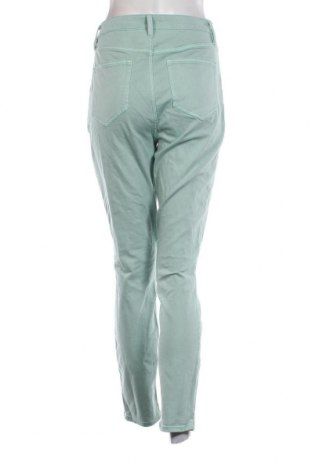 Pantaloni de femei Lands' End, Mărime M, Culoare Verde, Preț 95,39 Lei