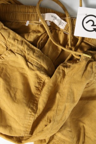 Дамски панталон Mango, Размер M, Цвят Жълт, Цена 91,20 лв.