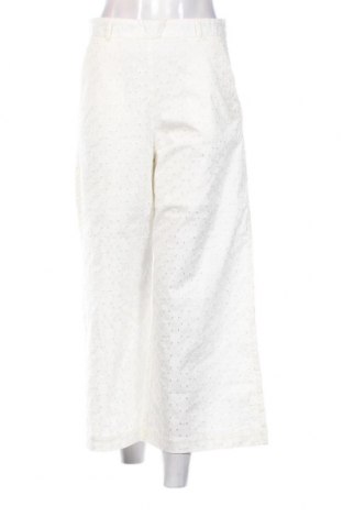 Дамски панталон Max&Co., Размер M, Цвят Бял, Цена 160,46 лв.