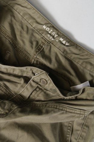 Дамски панталон Noisy May, Размер S, Цвят Зелен, Цена 6,96 лв.