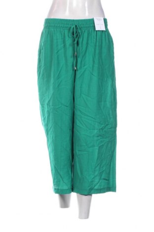 Дамски панталон Nutmeg, Размер M, Цвят Зелен, Цена 19,75 лв.