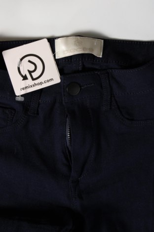 Γυναικείο παντελόνι Pieces, Μέγεθος S, Χρώμα Μπλέ, Τιμή 6,50 €