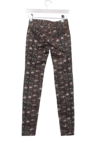 Γυναικείο παντελόνι Pull&Bear, Μέγεθος XXS, Χρώμα Πολύχρωμο, Τιμή 3,59 €