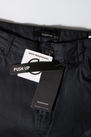 Pantaloni de femei Reserved, Mărime L, Culoare Negru, Preț 76,24 Lei