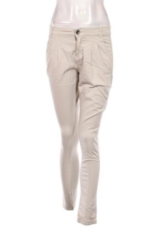 Дамски панталон United Colors Of Benetton, Размер M, Цвят Бежов, Цена 26,75 лв.