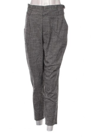 Дамски панталон Vero Moda, Размер XL, Цвят Черен, Цена 7,29 лв.