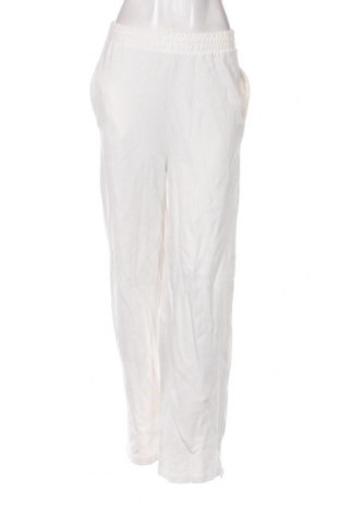 Дамски панталон Zara, Размер S, Цвят Бял, Цена 16,42 лв.