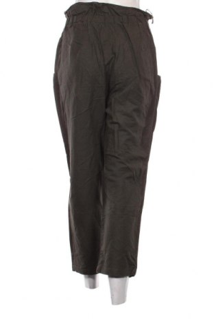 Дамски панталон Zara, Размер M, Цвят Зелен, Цена 27,05 лв.