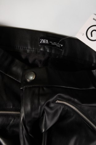 Pantaloni de femei Zara, Mărime L, Culoare Negru, Preț 69,00 Lei