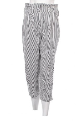 Дамски панталон Zara, Размер S, Цвят Многоцветен, Цена 10,95 лв.
