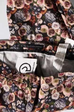 Damenhose Zara, Größe M, Farbe Mehrfarbig, Preis 5,52 €
