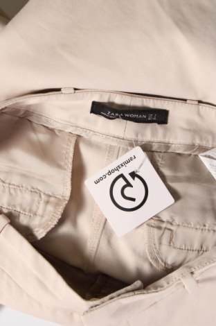 Дамски панталон Zara, Размер S, Цвят Бежов, Цена 27,05 лв.