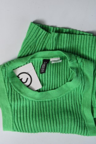 Damska koszulka na ramiączkach H&M Divided, Rozmiar S, Kolor Zielony, Cena 41,58 zł