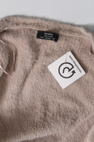 Дамски пуловер Bershka, Размер XS, Цвят Бежов, Цена 29,00 лв.
