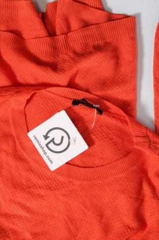 Γυναικείο πουλόβερ More & More, Μέγεθος M, Χρώμα Κόκκινο, Τιμή 5,75 €