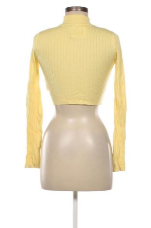 Дамски пуловер Sinsay, Размер XS, Цвят Жълт, Цена 7,54 лв.