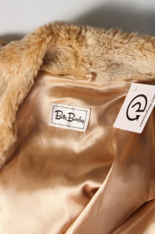 Dámský kabát  Betty Barclay, Velikost M, Barva Béžová, Cena  1 723,00 Kč
