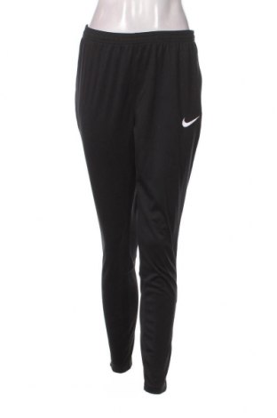 Pantaloni trening de femei Nike, Mărime M, Culoare Negru, Preț 134,87 Lei
