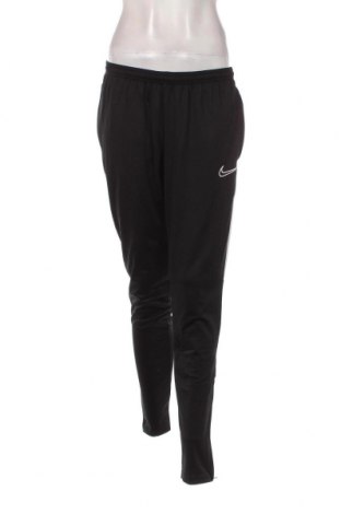 Pantaloni trening de femei Nike, Mărime M, Culoare Negru, Preț 134,87 Lei