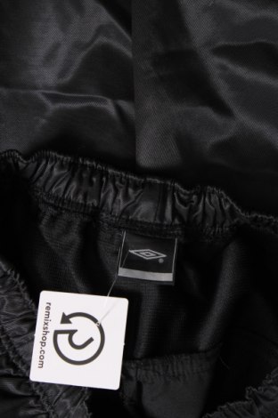 Γυναικείο αθλητικό παντελόνι Umbro, Μέγεθος S, Χρώμα Μαύρο, Τιμή 4,51 €