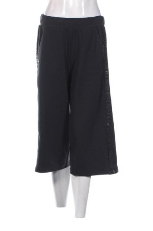 Γυναικείο αθλητικό παντελόνι Under Armour, Μέγεθος S, Χρώμα Μαύρο, Τιμή 12,55 €