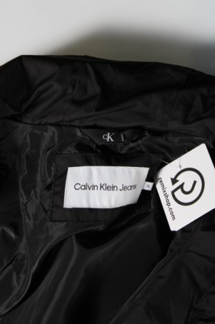 Дамско яке Calvin Klein Jeans, Размер XL, Цвят Черен, Цена 124,80 лв.