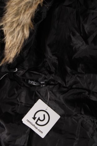 Γυναικείο μπουφάν Janina, Μέγεθος M, Χρώμα Μαύρο, Τιμή 8,25 €