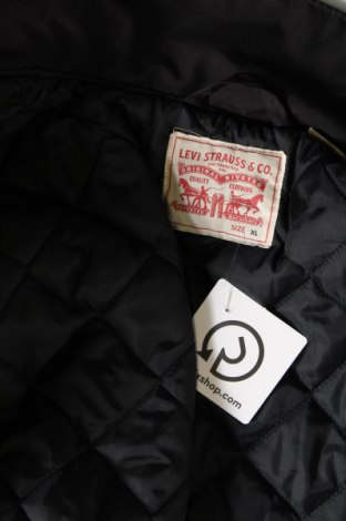 Dámska bunda  Levi's, Veľkosť XL, Farba Čierna, Cena  36,33 €
